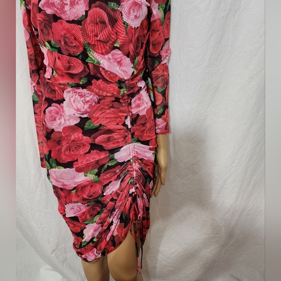 NWOT BEBE FLORAL PRINT DRESS - Picture 2 of 6